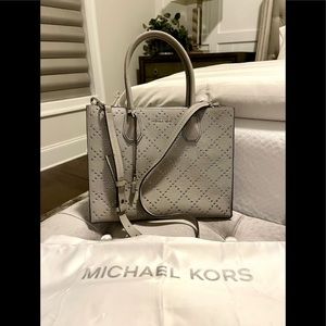 NWT Michael Kors Mercer Stud Grommet Large Tote
